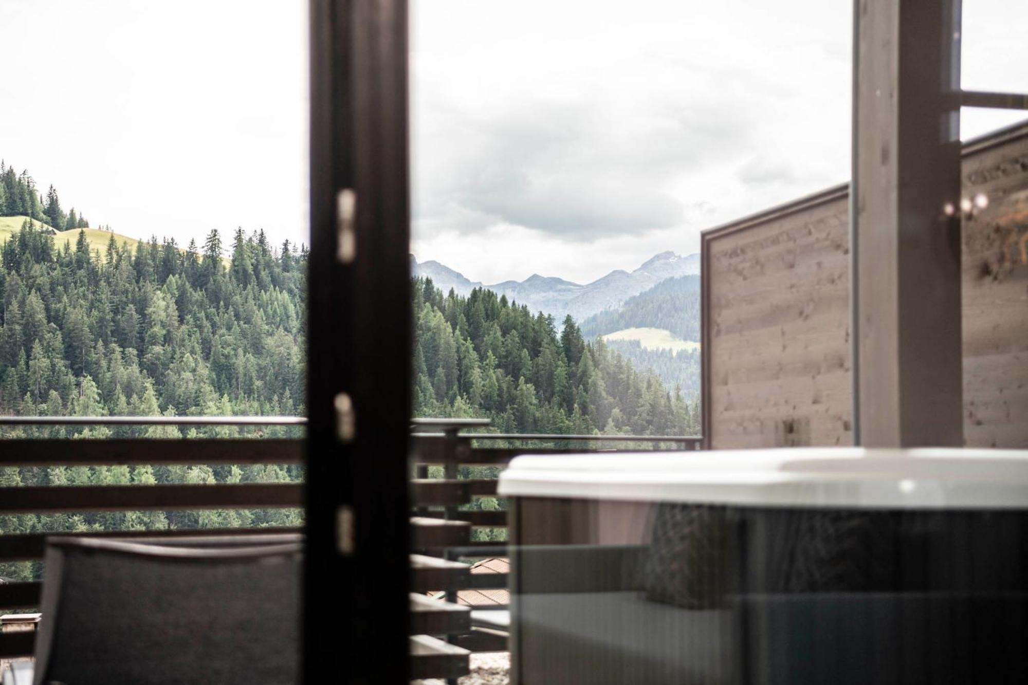 Apartments Aois 4 Elements Suits La Valle Exteriör bild